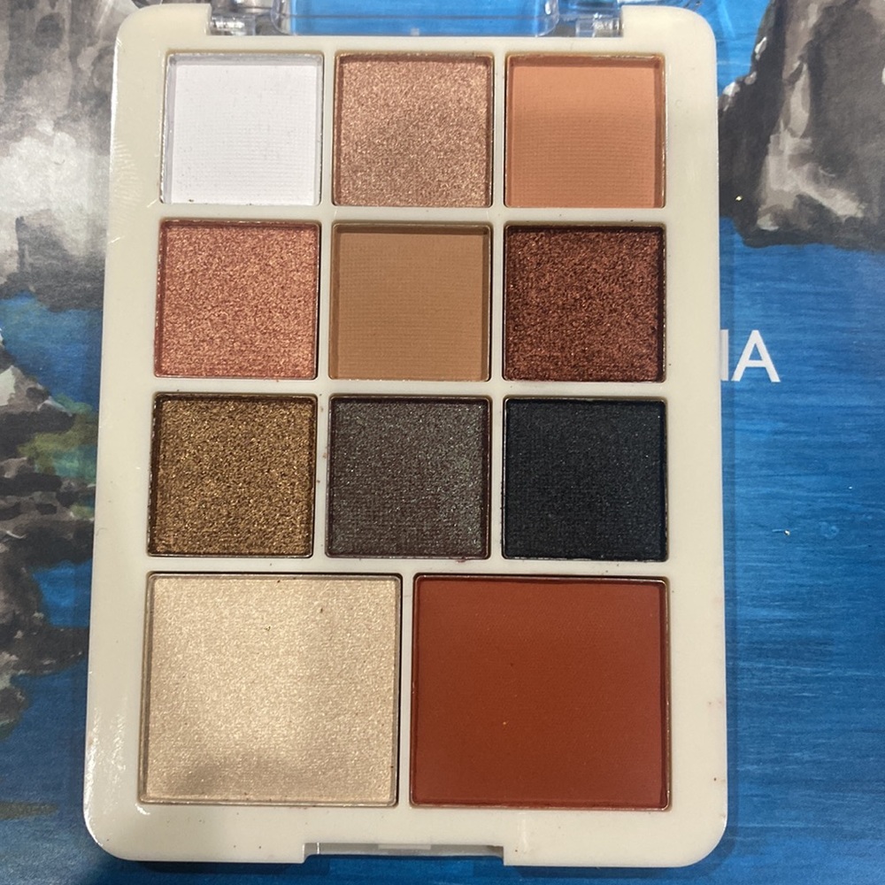 “4 for 20” MSYAHO Professional Makeup TIDEWAY eyeshadow mini purse/pocket palett